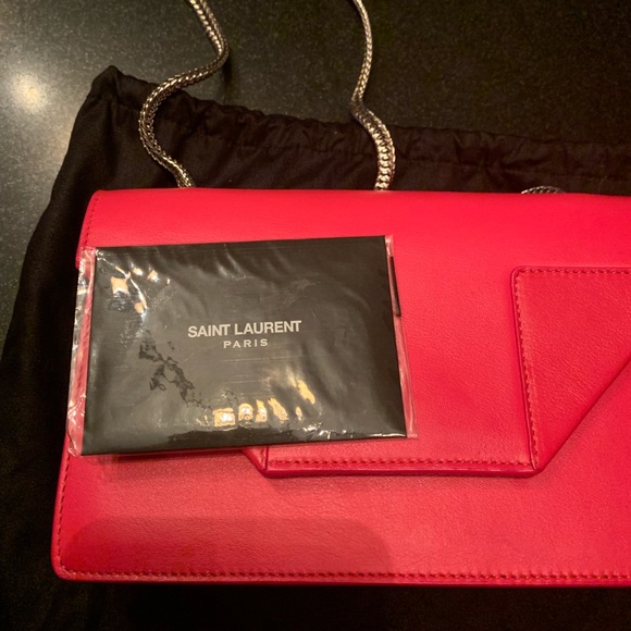 Saint Laurent - Picture 1 of 5